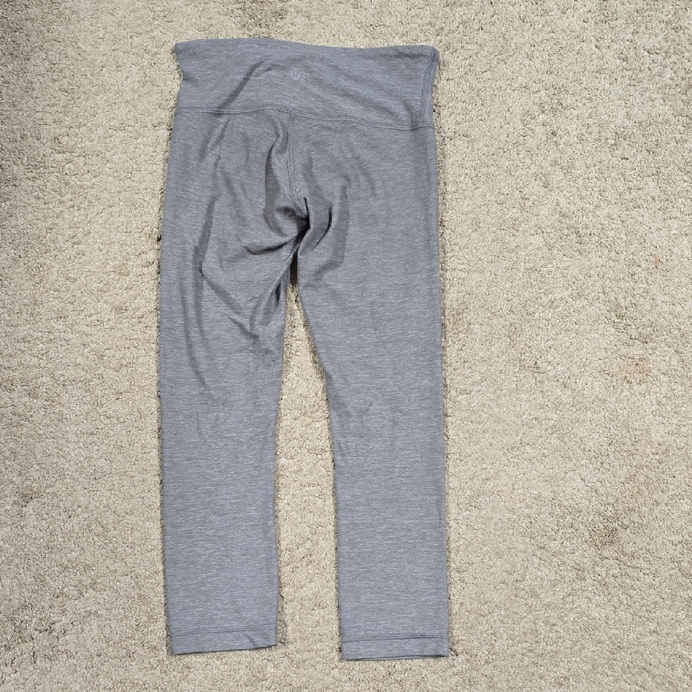 Lululemon Wunder Under Crop III Heathered Slate SIZE 2 - Picture 4 of 8